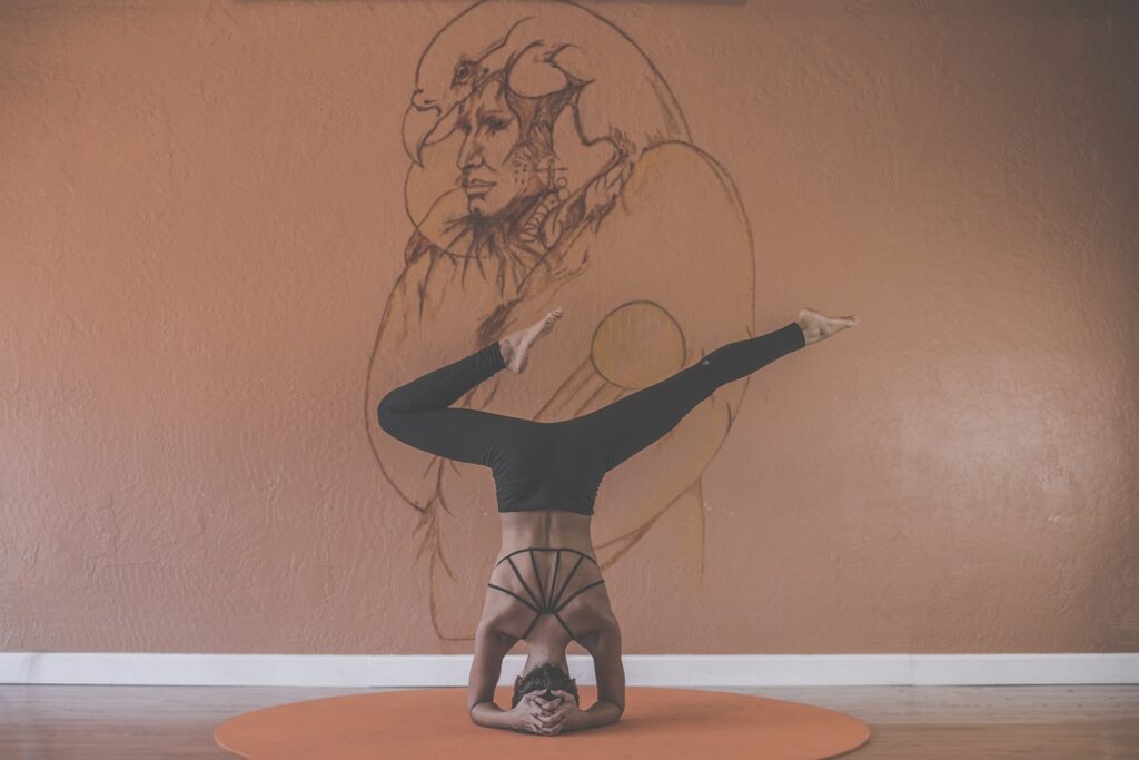 yoga voor hormoonbalans bij vrouwen tijdens afvallen